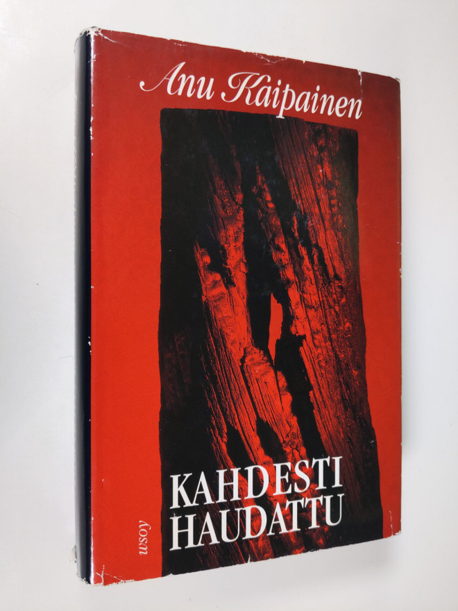 Anu Kaipainen : Kahdesti haudattu