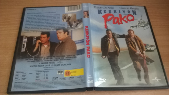 Keskiyön Pako