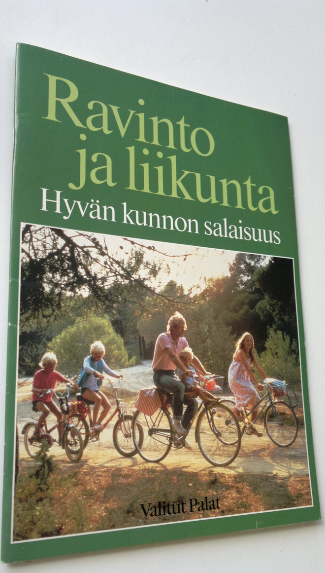 Aulikki (toim) Ristoja : Ravinto ja liikunta : hyvän kunn...