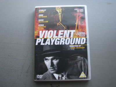 VIOLENT PLAYGROUND ( David Mccallum )