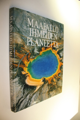 Stephen C. Porter : Maapallo - ihmeiden planeetta