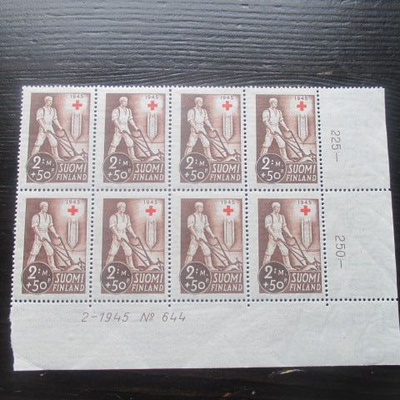 Punainen Risti 2mk+50p 1945 kahdeksilo numerolla **