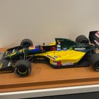 Mika Häkkinen Lotus 1/18 pienoismalli kaudelta 1992 - pikkukuva 1