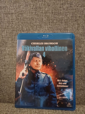 Väkivallan vihollinen 4