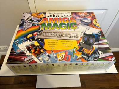 Amiga 1200 – erittäin siistikuntoinen