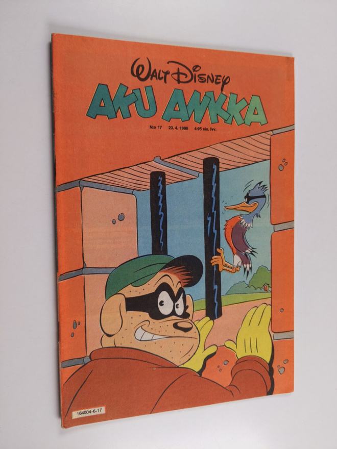 Walt Disney : Aku Ankka 17/1986