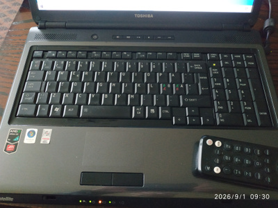Hyväkuntoinen kannettava tietokone Toshiba L350D-20J
