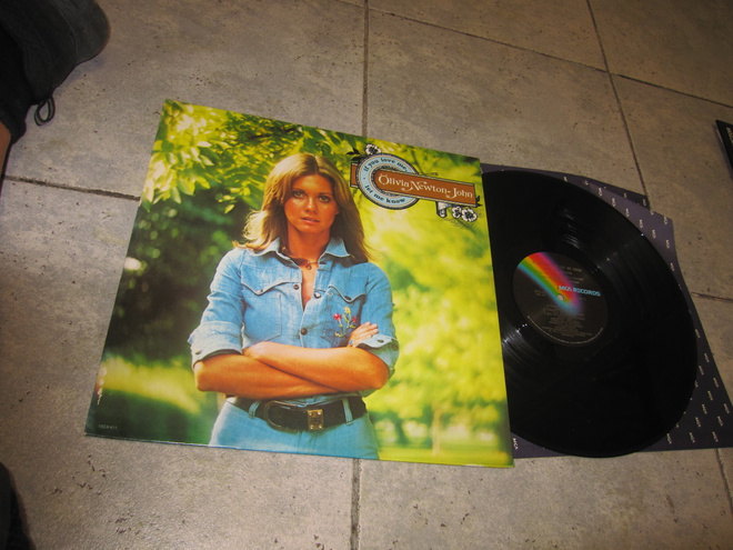 Olivia Newton-John – If You Love Me Let Me Know ; LP