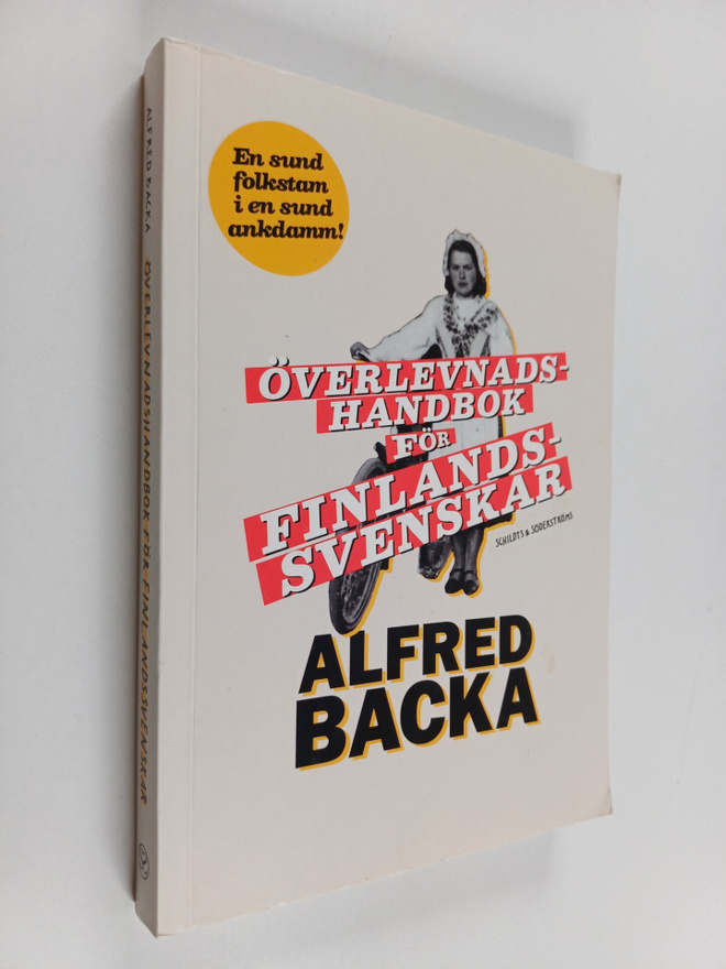 Alfred Backa : Överlevnadshandbok för finlandssvenskar