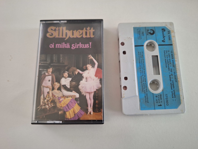 SILHUETIT - OI MIKÄ SIRKUS ! c-kasetti