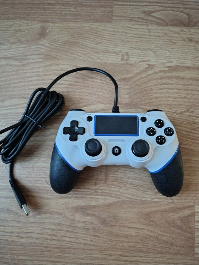 Playstation PS4 langallinen ohjain