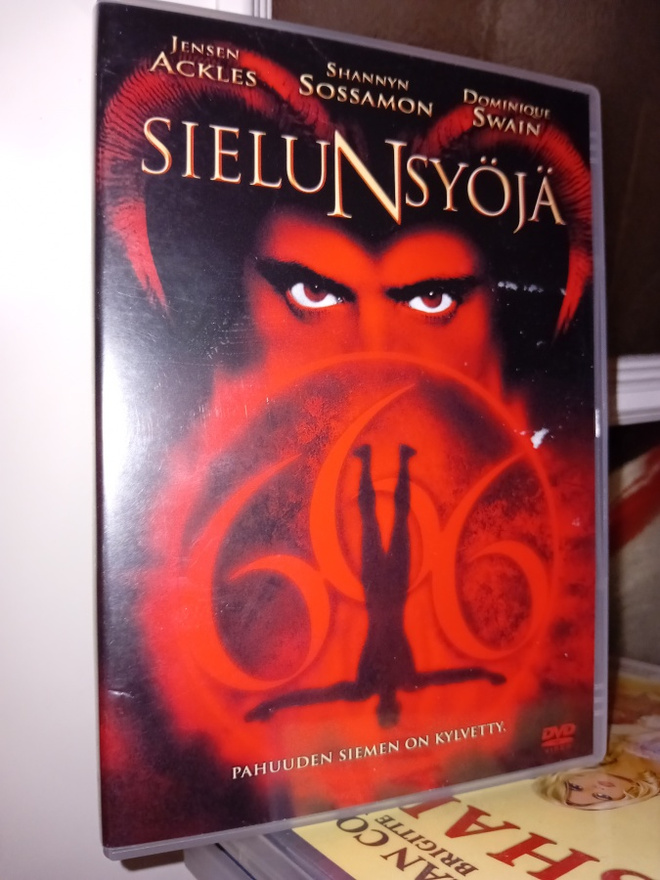 Dvd Sielunsyöjä ( SIS POSTIKULU )