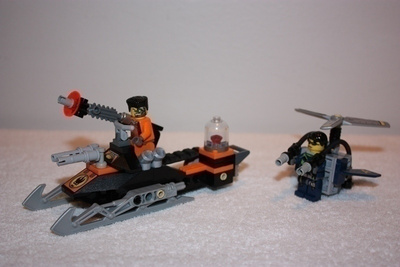 LEGO #8631 – Agents – Mission 1: Jetpack Pursuit