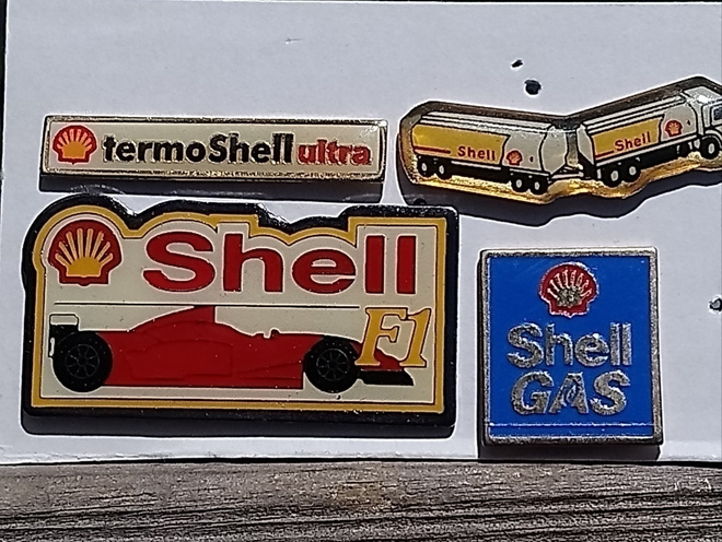 Shell pinssit 4 kpl. Halkaisija - 40, 30, 28. ja 21 mm.