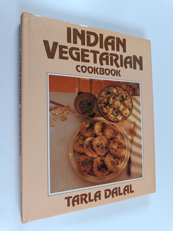 Tarla Dalal : Indian Vegetarian Cookbook
