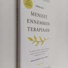 Iikka Kivi : Menisit ennemmin terapiaan : rehellinen self... - pikkukuva 1