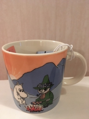 Muumimuki Norja erikoismuki Vuorilla 2021 Lipuke + tarra