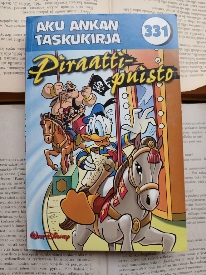 Aku Ankan taskukirja 331: Piraattipuisto
