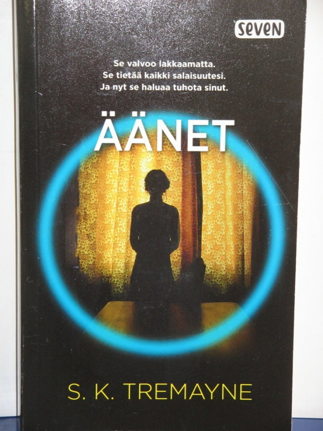 S.K. Tremayne : ÄÄNET