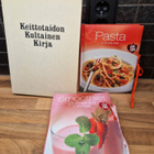 Keittotaidon kultainen kirja, Pastat, Smoothiet ja Mehut kir - pikkukuva 1