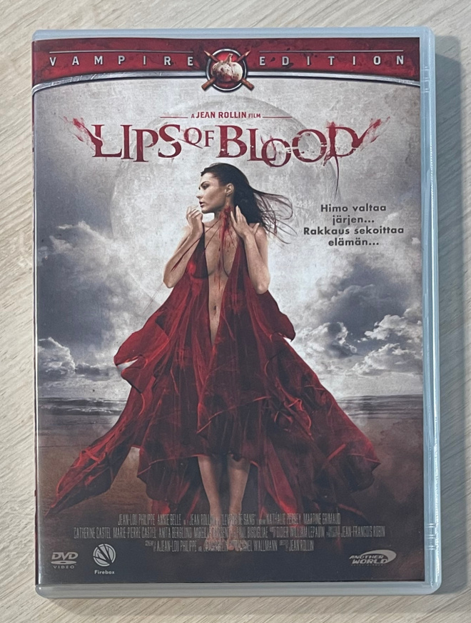 Lips of Blood (1975) Jean Rollin eroottinen kauhuelokuva