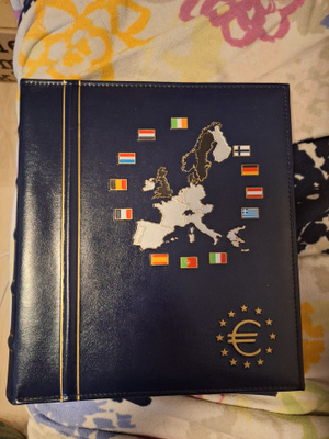 Eurorahakansio 12 maata. Kaikki kolikot.