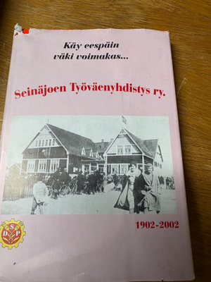 Seinäjoen Työväenyhdistys ry 1902-2002