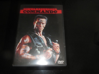 COMMANDO (Schwarzenegger)k18