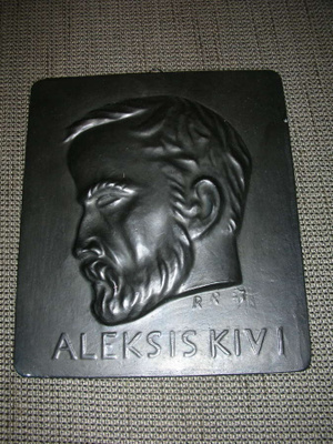 Aleksis Kivi kipsireliefi