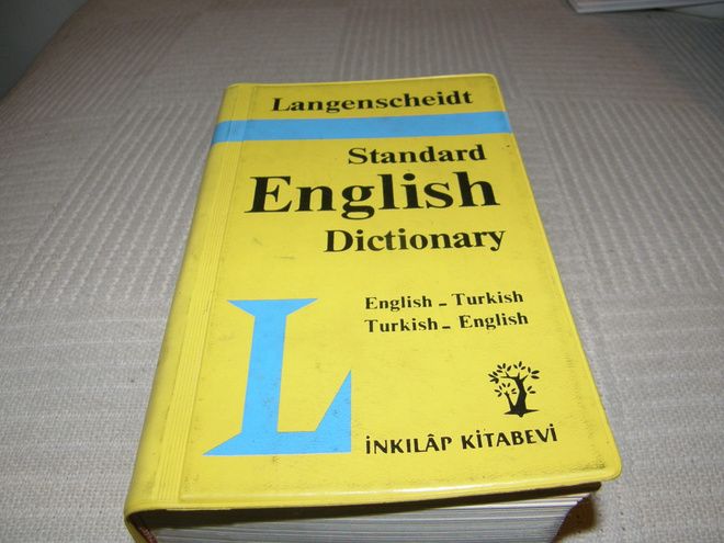 Langenscheidt Standard English Dictionary English - Turkish