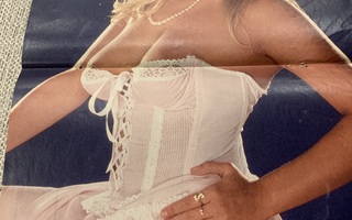 Samantha fox ja toisella puolella Madonna