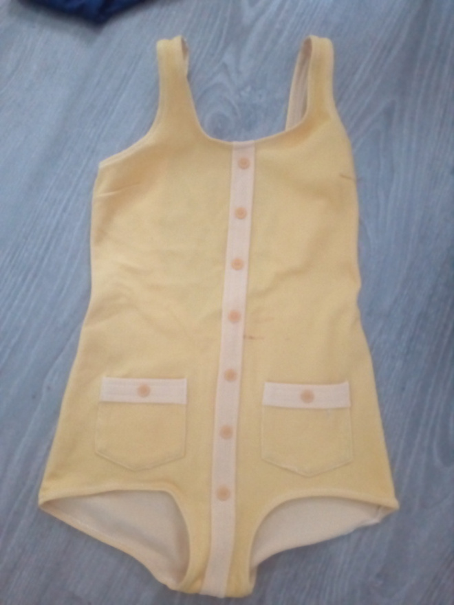 Keltainen retro uimapuku koko 150cm