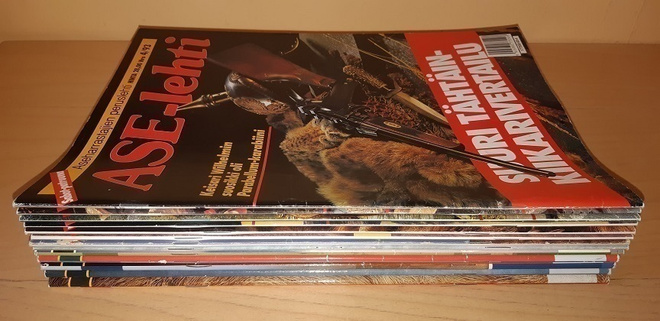 Ase lehti 1993-1995 (valikoima)