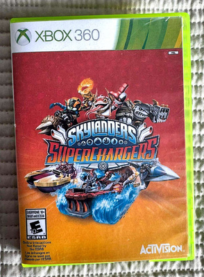 XBOX360 "Skylanders Superchargers " (pelkkä peli)