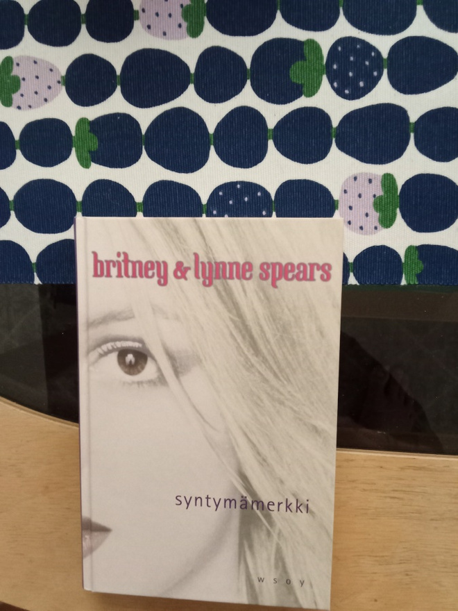 kirja Britney ja Lynne spears syntymämerkki