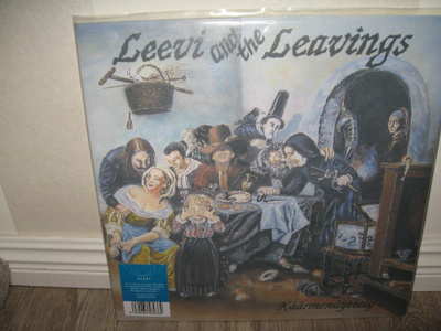 LEEVI AND THE LEAVINGS Käärmenäyttely