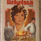 Belva Plain - Paratiisi liekeissä - pikkukuva 1