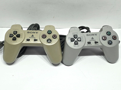 PS1 - 2kpl ohjaimia