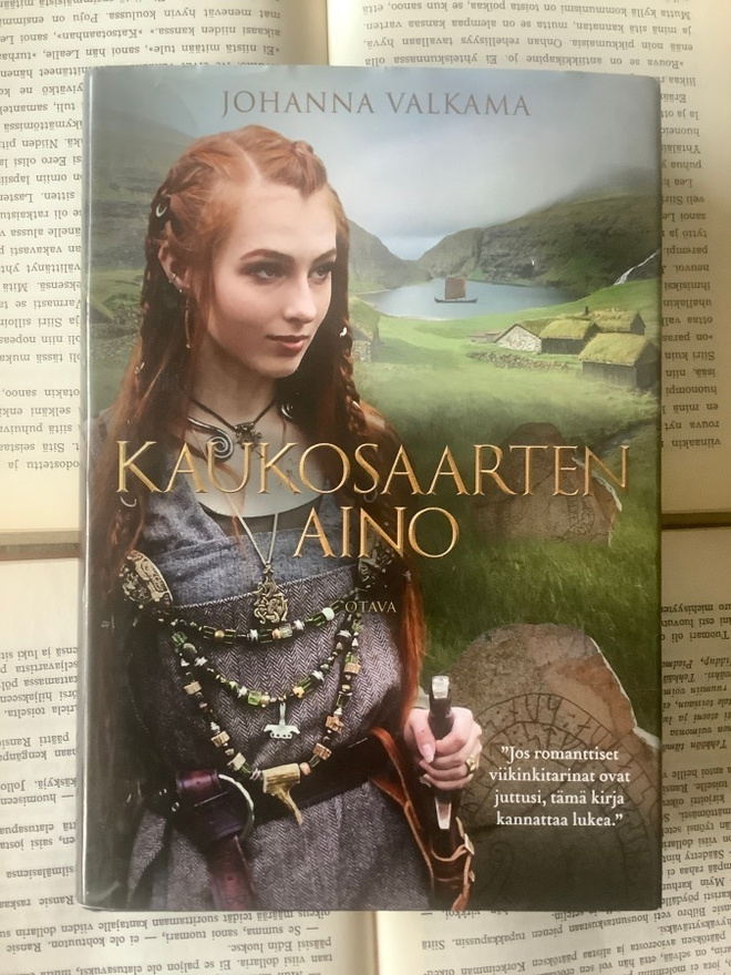 Johanna Valkama - Kaukosaarten Aino (sid.)