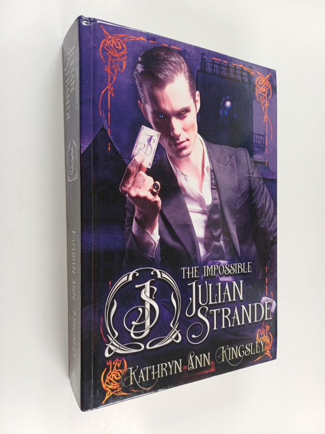 Kathryn Ann Kingsley : The Impossible Julian Strande - Th...