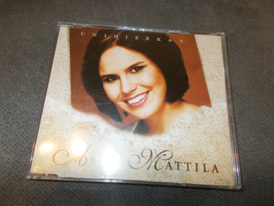 CDM ANNE MATTILA ** UNIHIEKKAA **