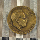 Teivo Pentikäinen mitali 1981 / H.Varja 1981. - pikkukuva 1