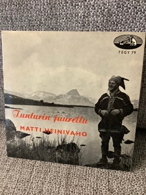 MATTI HEINIVAHO:TUNTURIN JUURELLA  (7" EP,PS)  4 KAPPALETTA