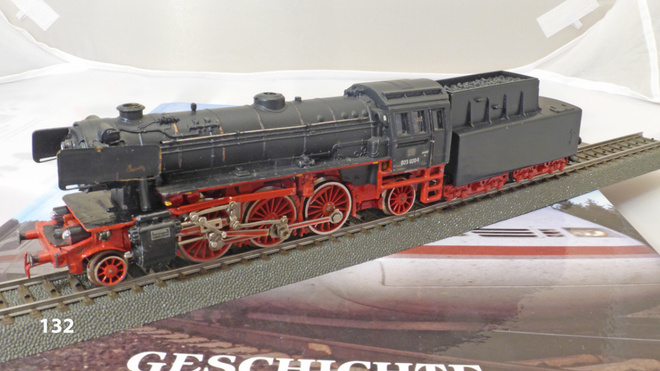 132 Märklin nykyaikainen höyryveturi PARANNELTU MALLI