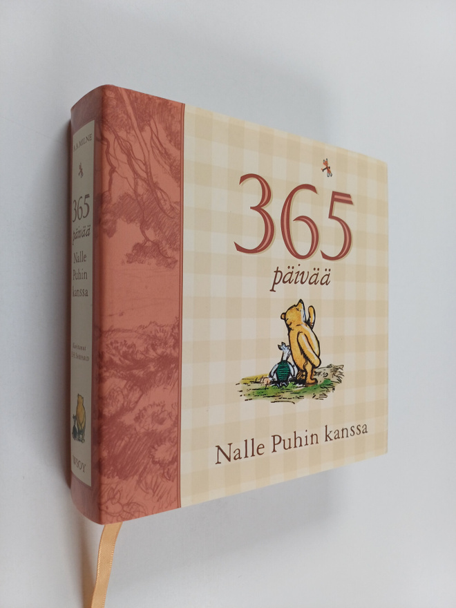 A. A. Milne : 365 päivää Nalle Puhin kanssa