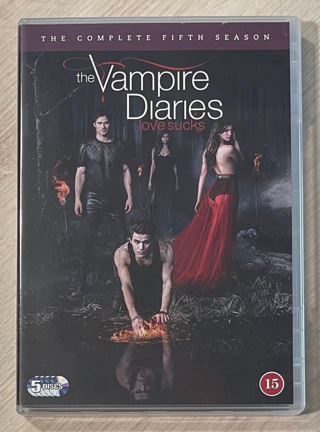 The Vampire Diaries: Kausi 5 (5DVD) uusi ja muoveissa