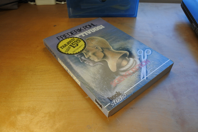 Frederik Pohl: Sapattivuosi, pokkari, hyvä
