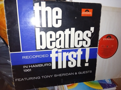 LP The Beatles First ! ( 1964 Saksa ) SIS POSTIKULU