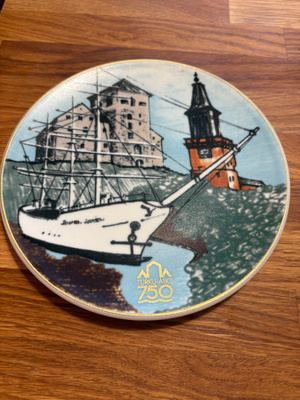 Arabia Turku 750-v seinälautanen