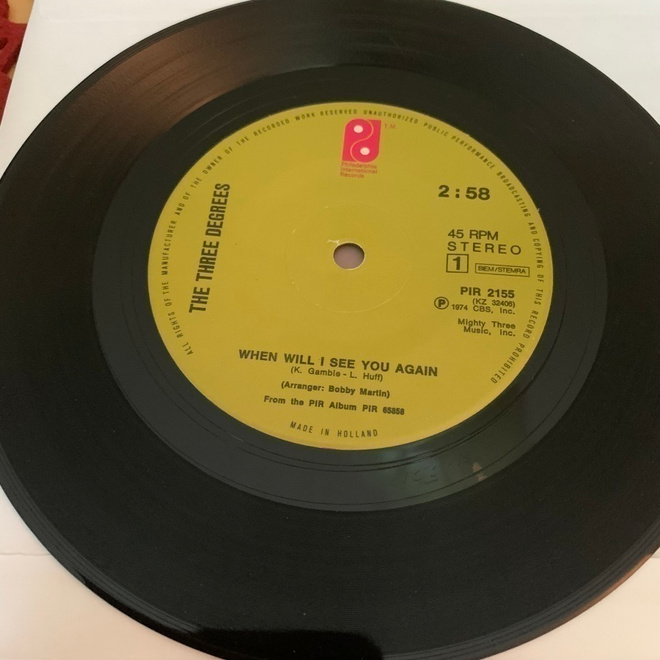 THE THREE DEGREES: When Will I See You Again * I Didn’t Know
